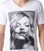 Kate Moss sur un tee-hirt moustachu d'Eleven Paris