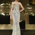 Une robe bustier haute-couture de Versace