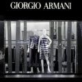 L'une des vitrines de la boutique Giorgio Armani à Berlin