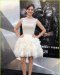 Marion Cotillard, en total look white à la première de The Dark Night Rises