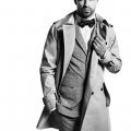 Gerard Piqué en trench costard carreau noeud papillon collection homme Mango 2011