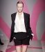 Blazer à épaulettes et short noir DKNY femme printemps été 2010