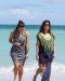 Kim et Kourtney, deux bimbos stylées au bord de la mer !