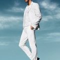 Ensemble veste pantalon T-shirt blanc tous en coton biologique Conscious Collection Homme Printemps-Eté 2011 H&M