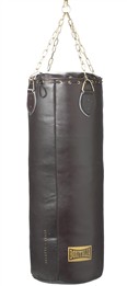 Punching-bag en cuir brun tendance vintage