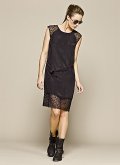 Robe en soie et dentelle noire