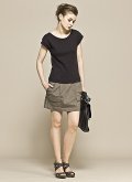 Robe combi kaki et noir à manches courtes 
