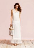 Robe longue blanche legère et transparente avec un panier cabas brodé Sinequanone collection été 2011