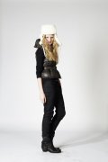 Jeans noir et doudoune IKKS collection femme automne-hiver 2010-2011