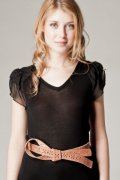 Ceinture fine en cuir perforé 