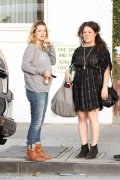 Drew Barrymore sème la confusion sur sa grossesse