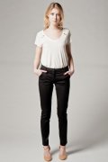 Jeans 7/8 satin de coton noir