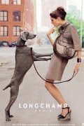 Longchamp présente une femme épanouie !
