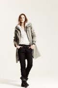 Pantalon noir et pull en laine ICODE collection femme automne-hiver 2010-2011
