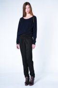 Pull marine en cachemire, pantalon jersey Vanessa Bruno