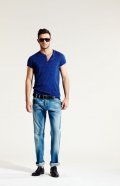 Ensemble décontracté tee-shirt et jean printemps-été  2011 IKKS Men