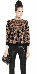 Pull noir imprimé renaissance pantalon slim en cuir femme Alexander McQueen mode Collection automne hiver 2010 2011