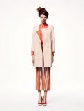 Veste longue H&M printemps-été 2011 sans col et pantalons 7/8 très tendance