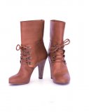 Bottines marrons a talons laces en cuir Chaussures Sandro femme automne hiver 2010 2011