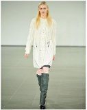 Robe pull laine blanche Pringle of Scotland hiver 2011