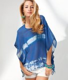 Blouse large en tissu imprimé tye and dye