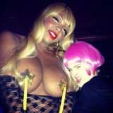 Kelly Osbourne et son amie Amazon Rachel à Los Angeles