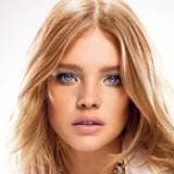 Un regard bleu métallique avec le khôl de Guerlain 