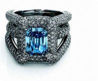 La bague en diamant bleu de Monaco