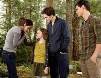 Kristen Stewart joue les mamans dans Twilight 5