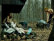 Campagne de CHOC pour Vogue Italie avec Steven Meisel