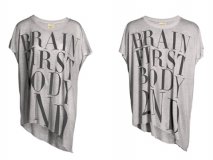 Tee-shirt gris à messages émanchure en biais base asymétrique femme homme H&M 2011 printemps-été 2011 Fashion against AIDS