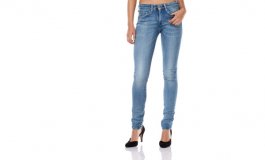 Jeans super skinny taille haute Levi’s collection femme printemps-été 2011