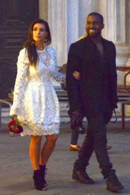 Kim Kardashian, telle une princesse à Venise dans les bras de Kanye West
