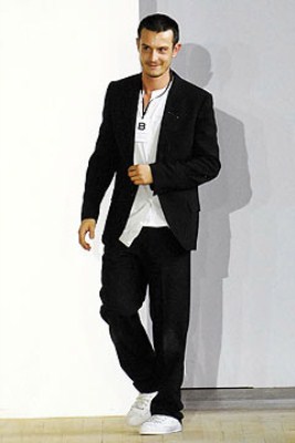 Le jeune créateur Jonathan Saunders