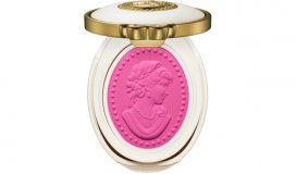 Un fard à joues camé de l’enseigne Ladurée