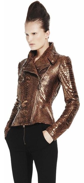 Veste marron en serpent zipee Alexander McQueen Collection femme automne hiver 2010 2011