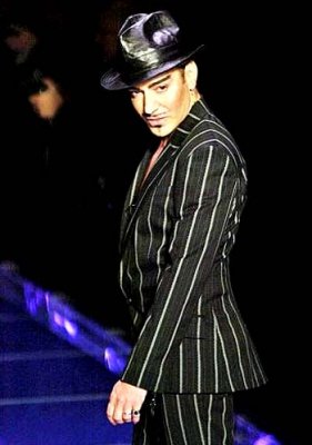 John Galliano devient Chevalier de la légion d'honneur