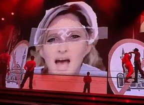 La photo de Marine Le Pen pendant le concert de Madonna