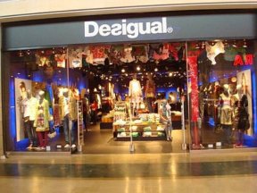 Desigual compte ouvrir 35 boutiques supplémentaires !