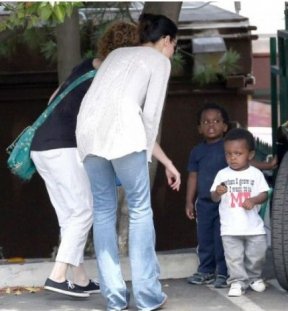 Sandra Bullock décontracte avec Louis