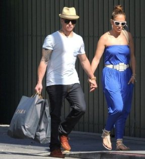 Jennifer Lopez et Casper Smart : séance shopping à Los Angeles
