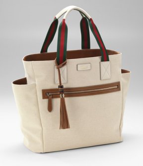 Le Mamma bag de Guggi beige et marron au bénéfice de l'Unicef en 2011
