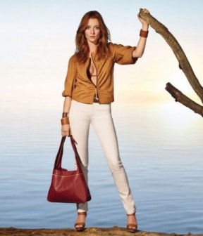 Audrey Marnay nouvelle ambassadrice de Longchamp pour la collection printemps été 2011