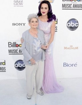 Katy Perry et sa mamie au Billboard Music Awards 2012