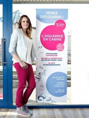 Laure Manaudou pose pour la promotion d'Envido