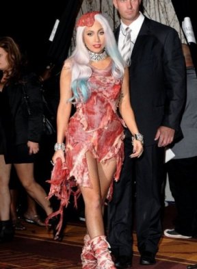 La robe à scandale de Lady Gaga
