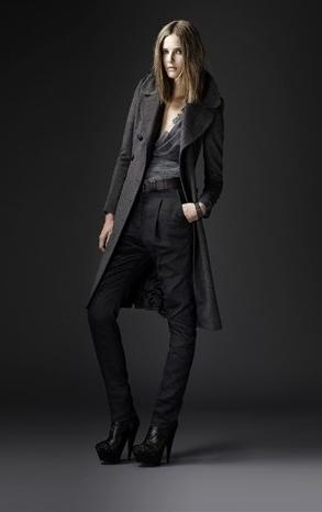 Long manteau Burberry femme laine hiver 2011