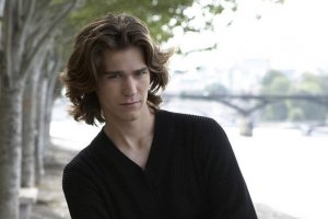 Amaury Vassili