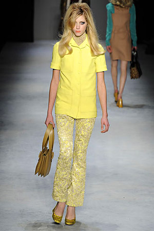 Le pantalon flare version Rochas