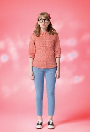 Tavi Gevinson devient égérie pour Uniqlo